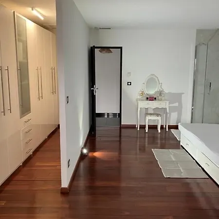 ヴィラ La Gardiole *