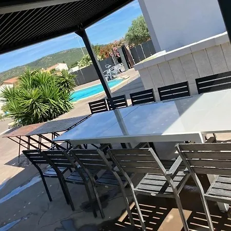 La Gardiole Villa *