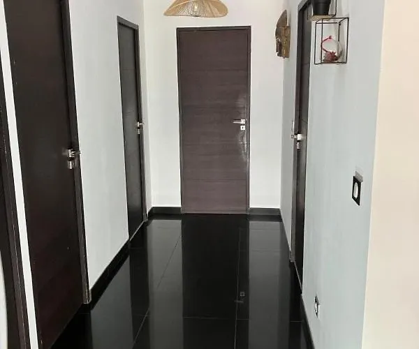 La Gardiole Βίλα