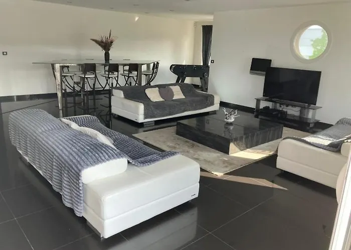 Βίλα La Gardiole *